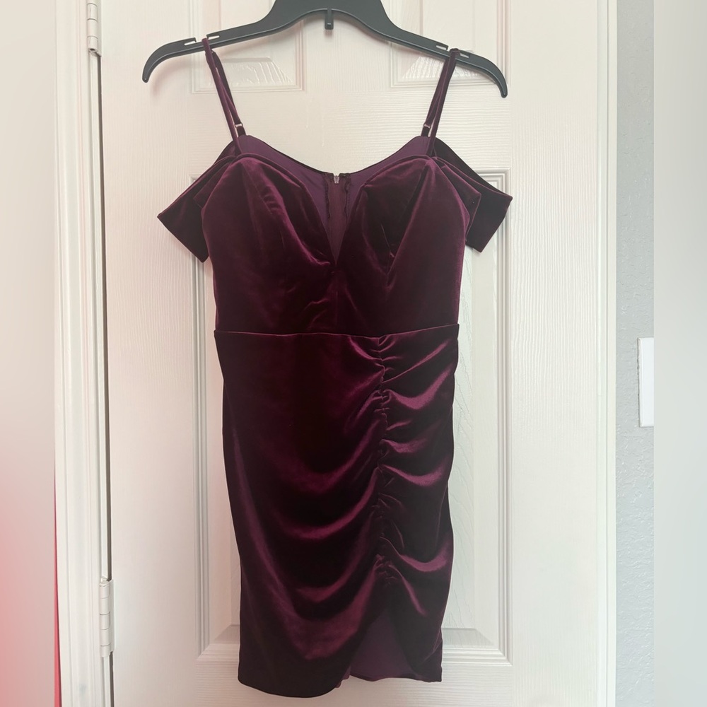 Purple plum velvet City Studio bodycon plunging v neck off the shoulder dress XS